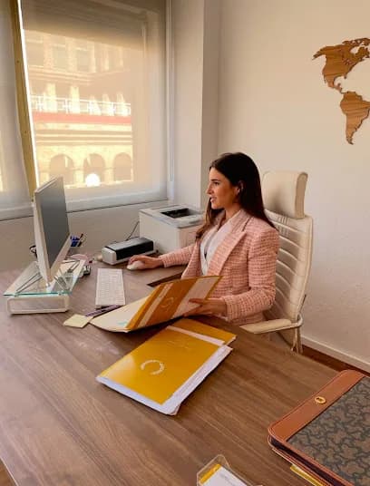 Foto de CARMEN MARTINEZ RAMIREZ ABOGADA