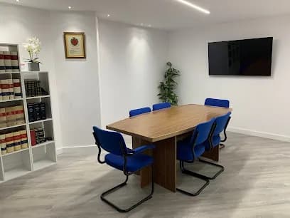 Foto de CMTRES Gabinete Jurídico - Abogados