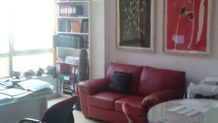 Foto de Henríquez y Carnero Abogados