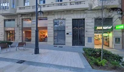 Foto de iusMigra -Abogados de extranjería