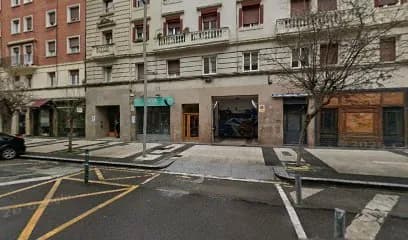 Foto de lapuente de la peña abogados