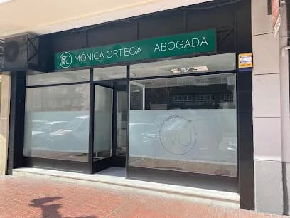 Foto de Mónica Ortega Abogada