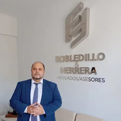 Foto de Robledillo & Herrera Abogados