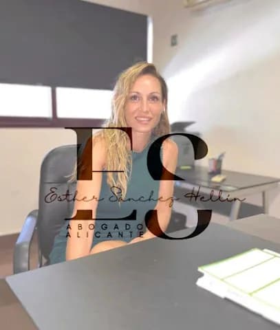 Foto de Esther Sánchez Hellín Abogado